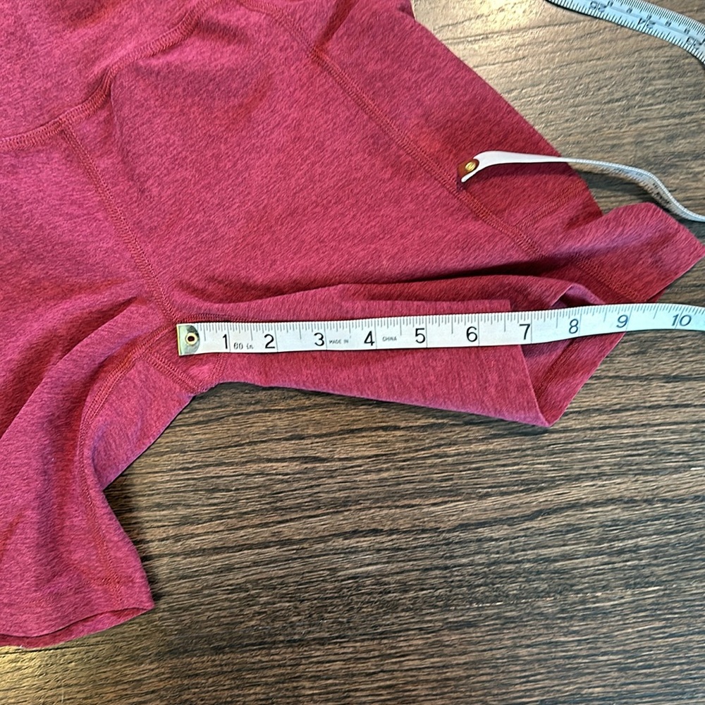 Beyond Yoga Space Dye Biker Shorts Burgundy XS EUC Side Pockets - Picture 4 of 7
